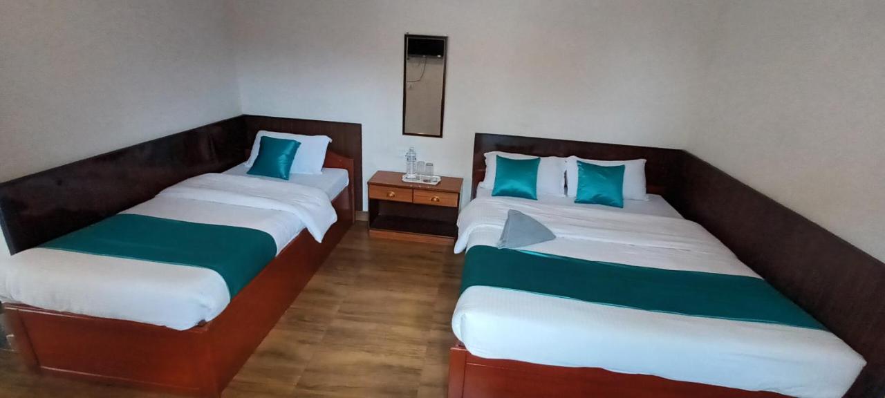 Hotel Dolly Pokhara Extérieur photo